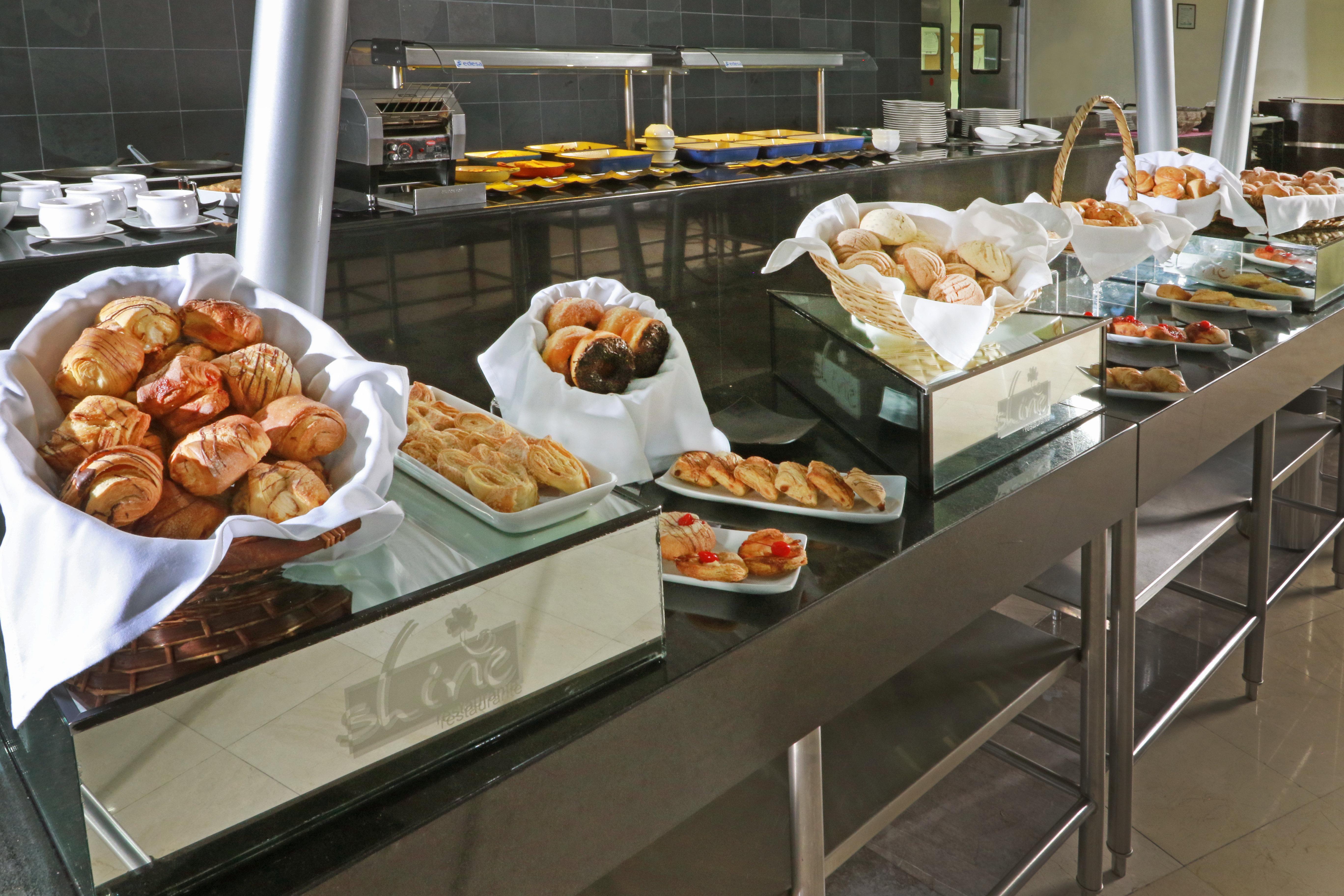 Crowne Plaza Leon By Ihg Ξενοδοχείο Εξωτερικό φωτογραφία